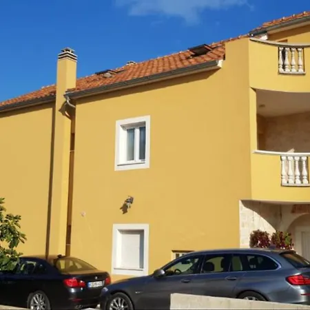 Angir Martina Brodarica (Sibenik-Knin)